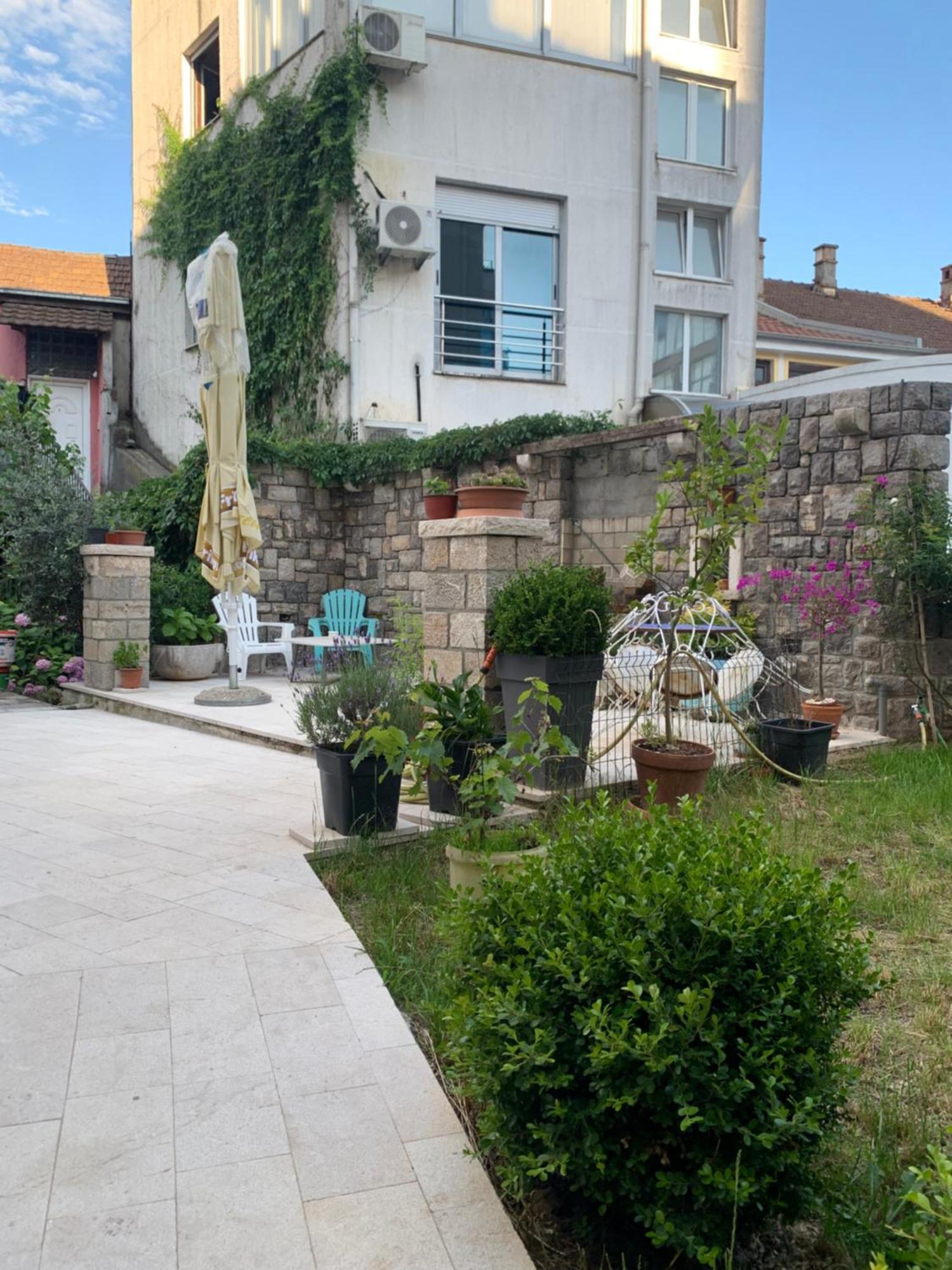 شقة Rose Downtown بودغوريتْسا المظهر الخارجي الصورة